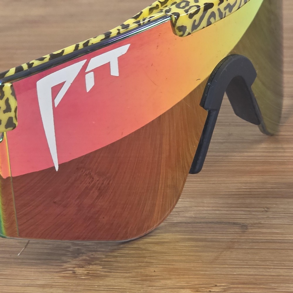 Pit Viper WYLD1 Sunglasses Mens One Size Yellow Red Mirrored Shield Leopard - Picture 7 of 16